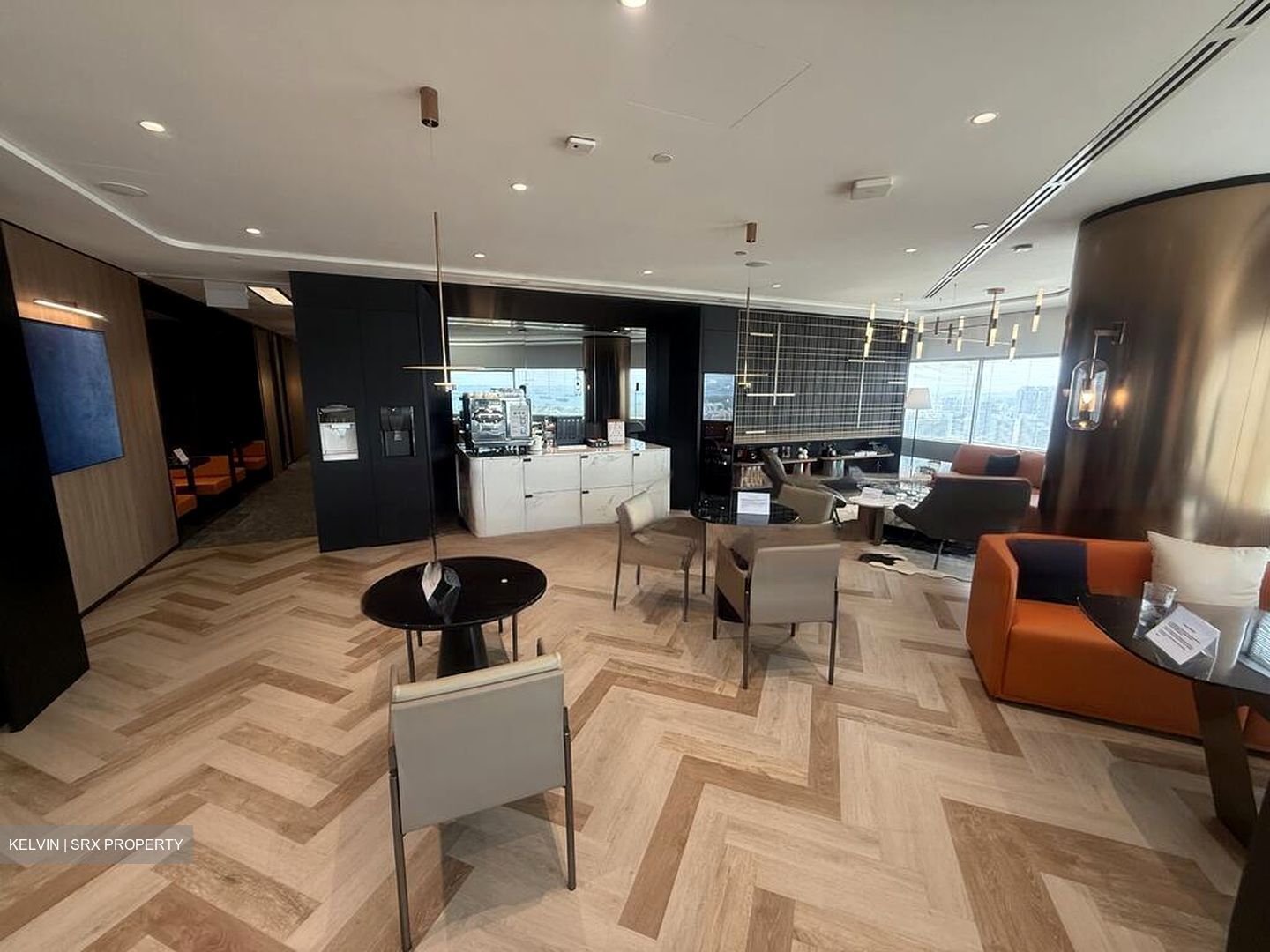 Gateway East (D7), Office #471222211